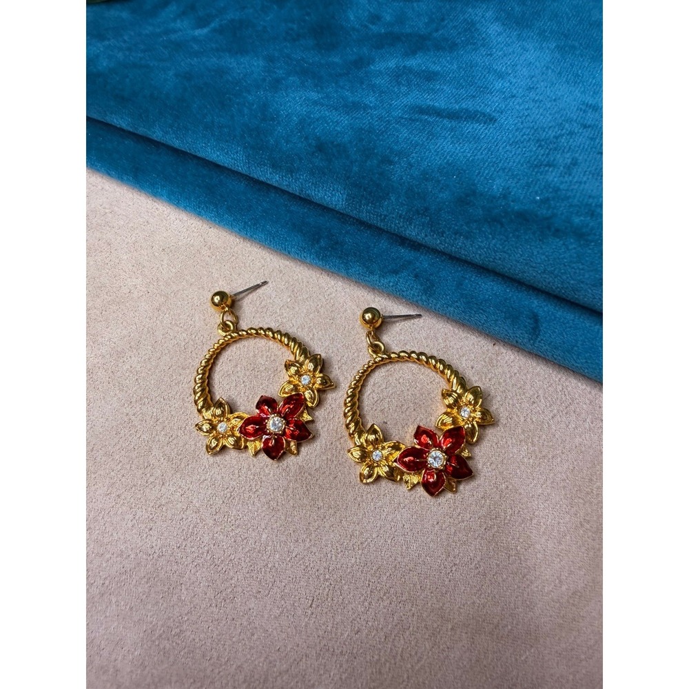 Vintage Avon Christmas Poinsettia Wreath Drop Dangle Earrings Red Enamel Gold